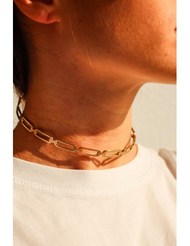 Chocker Carmen