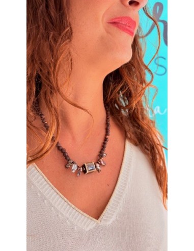 Collar Boulevard