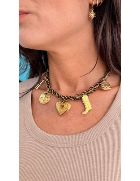 Collar Springfield Negro